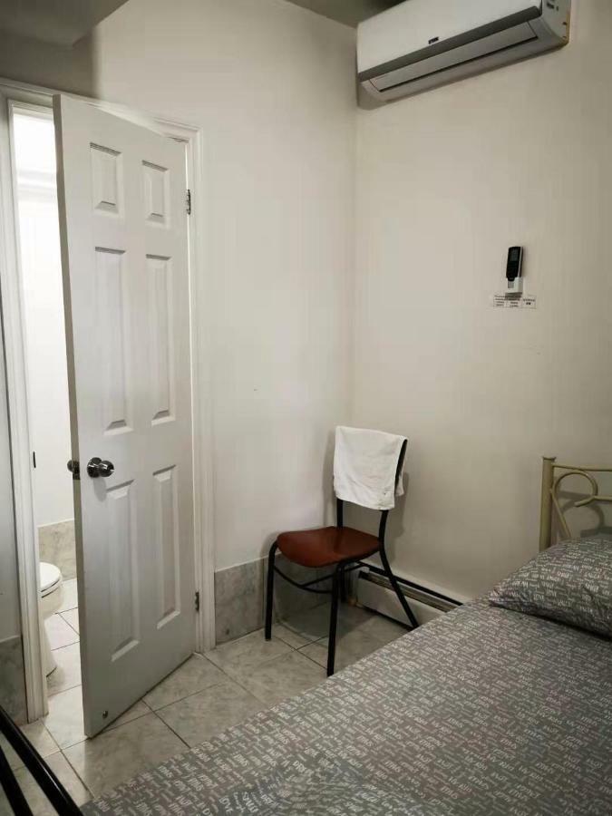 Monthly University Apartment-Elizabeth Toronto Bagian luar foto